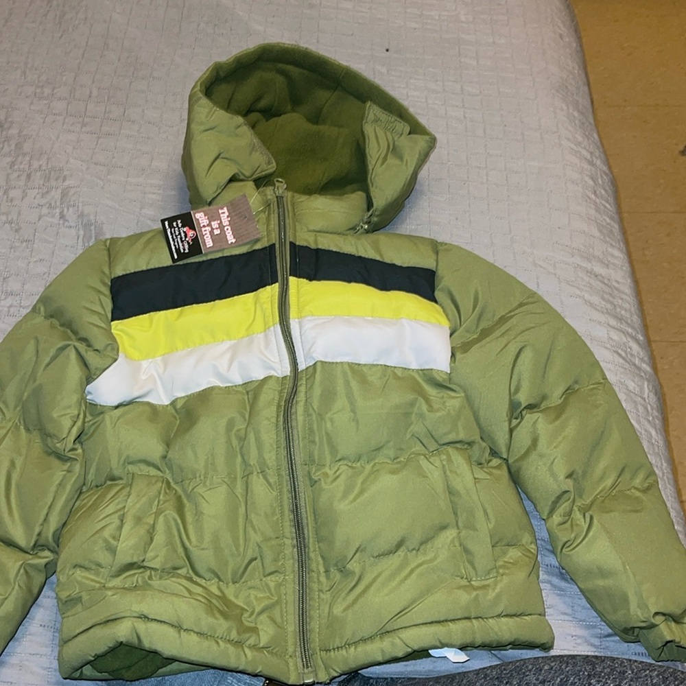 Kids unisex puffy green coat